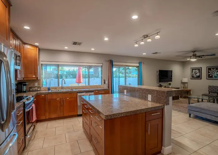 3bdr Remodeled Scottsdale Desert Pool Oasis And Entertainment Holiday home