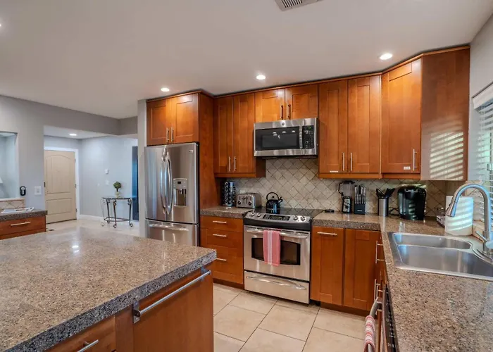 3bdr Remodeled Scottsdale Desert Pool Oasis And Entertainment Holiday home Phoenix